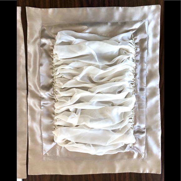 Nicole Miller queen/king 4pc set EXC - Picture 15 of 16